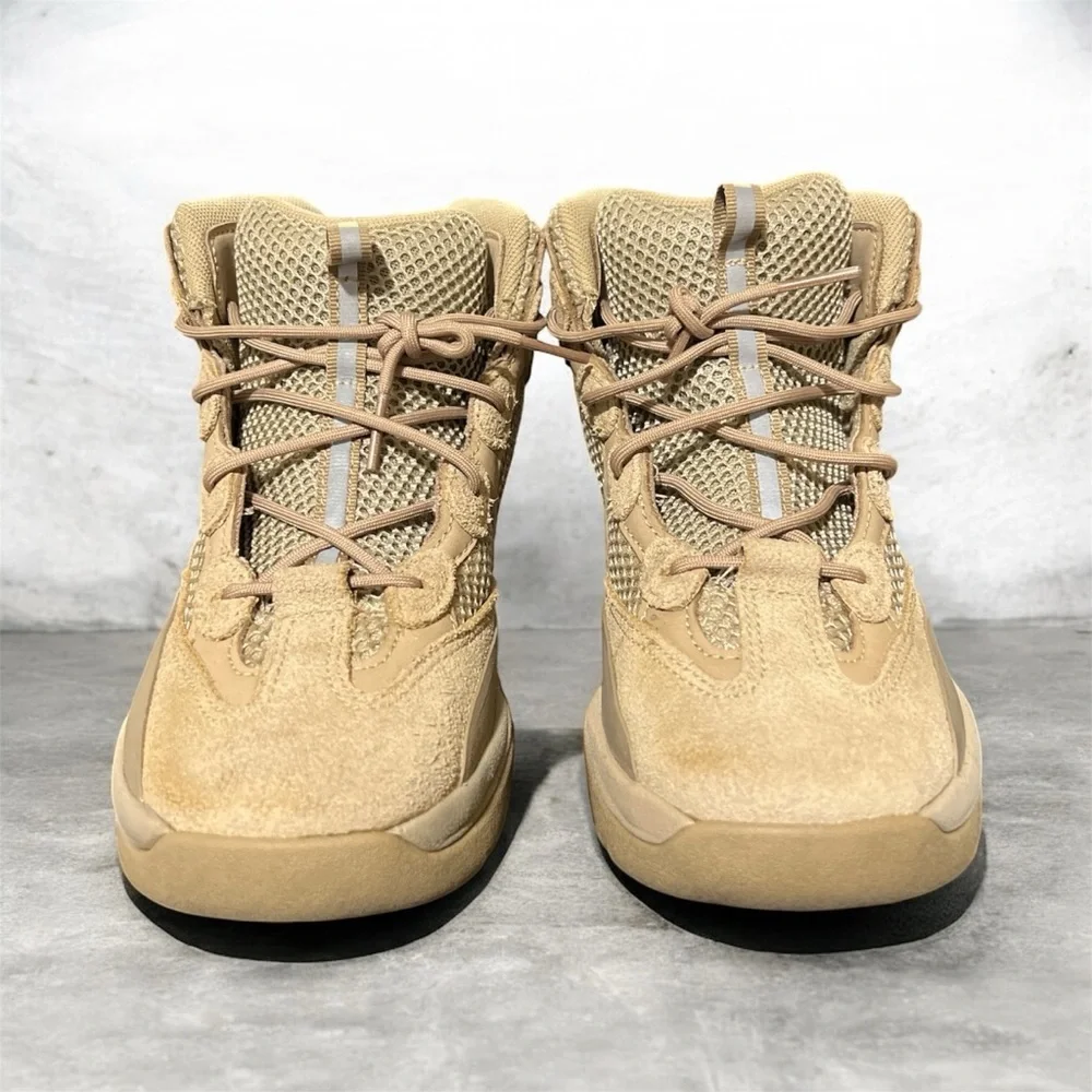 adidas Yeezy Desert Boot - Picture 2 of 3